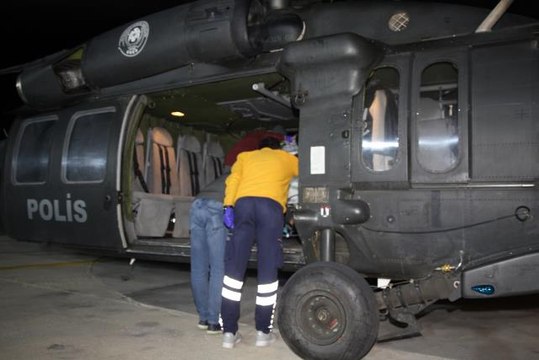 Başkale ilçesinde bir bebek, polis helikopteri ile Başkale'den Van'a getirildi HABER