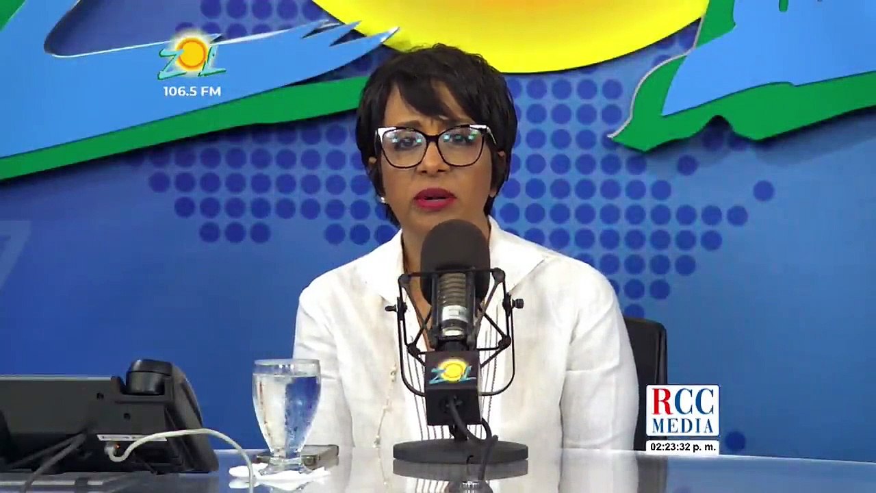 Zoila Luna al Pastor Carlos Peña: “Usted se equ...