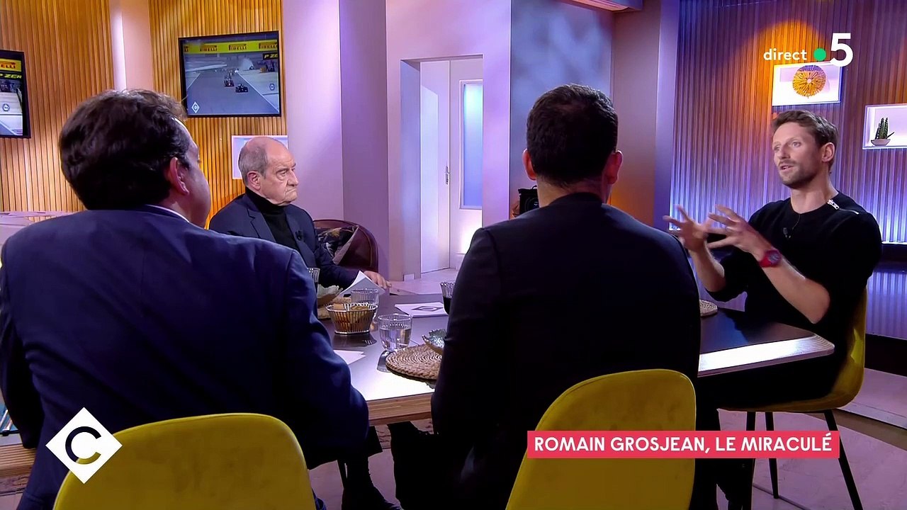 L'ancien pilote de Formule 1 Romain Grosjean revient dans "C à vous" sur son spectaculaire accident qui aurait pu lui coûter la vie: "Je vois la mort qui arrive face à moi"