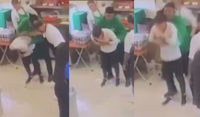 Soluk borusuna ekmek parçası kaçan müşterisini kurtardı