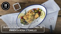 Queso feta empanado con miel de pimienta rosa