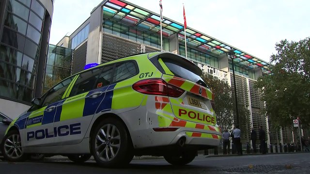 Animal Rebellion campaigners scale Government DEFRA building