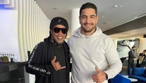 Milli güreşçimiz Taha Akgül, futbolun efsanesi Ronaldinho ile buluştu