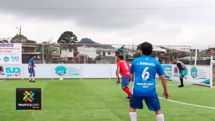 td7-cuatro-equipos-arrancaron-el-torneo-de-fútbol-social-o-homeless-261021