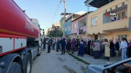 Yanan eşyaları arasında sakladığı ziynet eşyalarını aradı