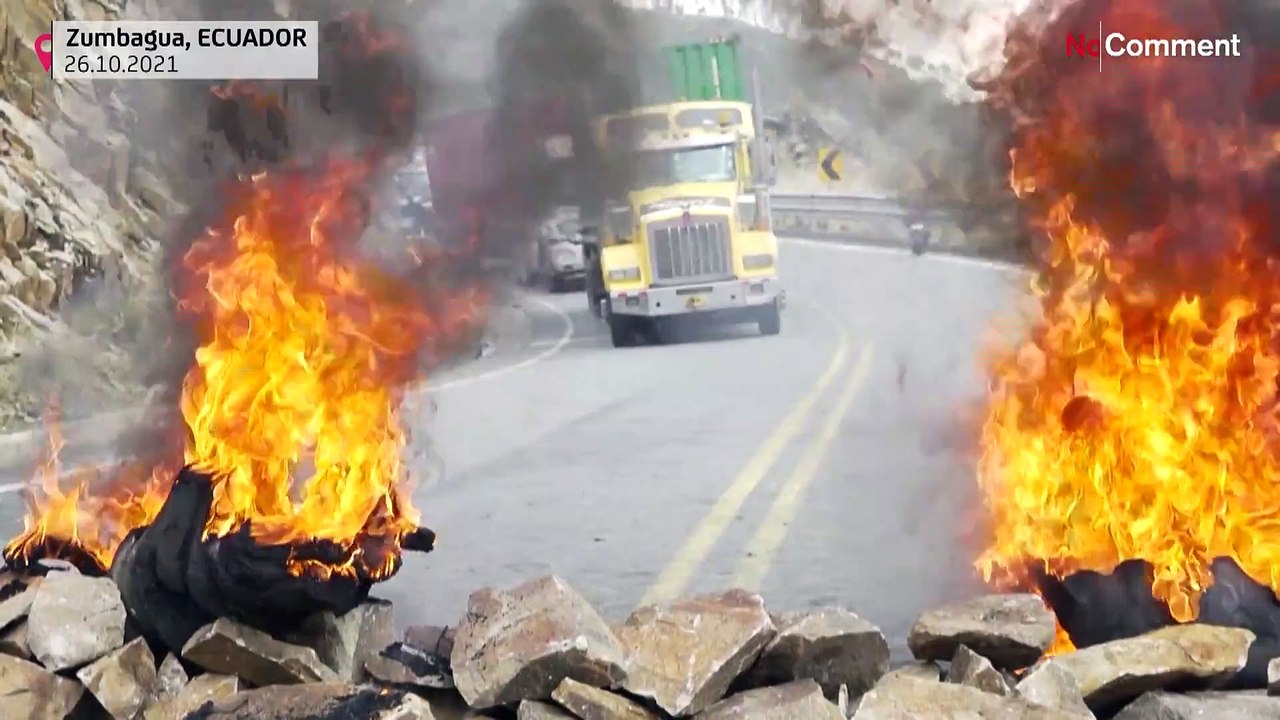 Contre la hausse des prix du carburant, les Equatoriens bloquent les routes du pays