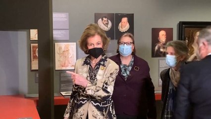 La reina Sofía visita en Atenas una exposición sobre la Batalla de Lepanto