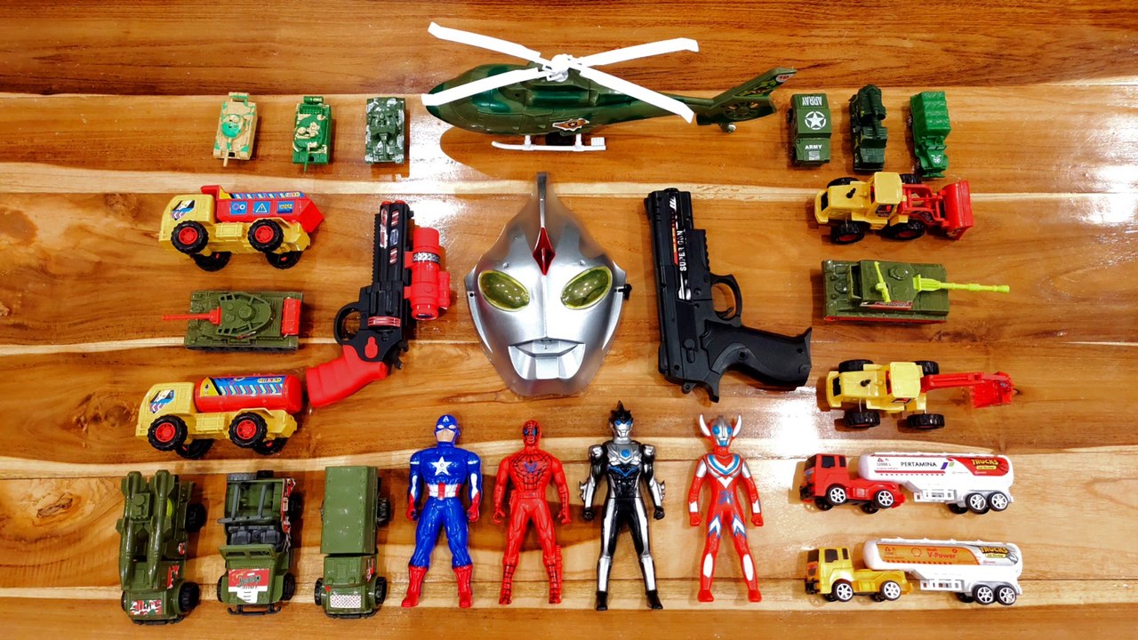 Banyak Mainan Baru, Truck , excavator, tembak tembakan,Crane , captain Amerika, Spiderman