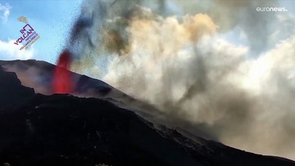 Colapsa de nuevo el cono y Cumbre Vieja provoca un terremoto en la mitad del archipiélago canario