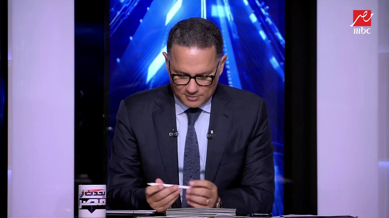 حاكم دبي وقيادات ورموز الإمارات يزورون جناح مصر...