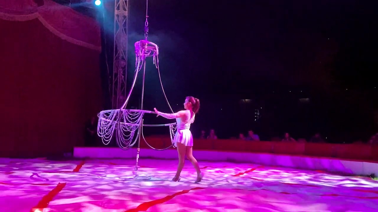 Fossetts Circus Ireland 2021 | Circus Acrobat Show.