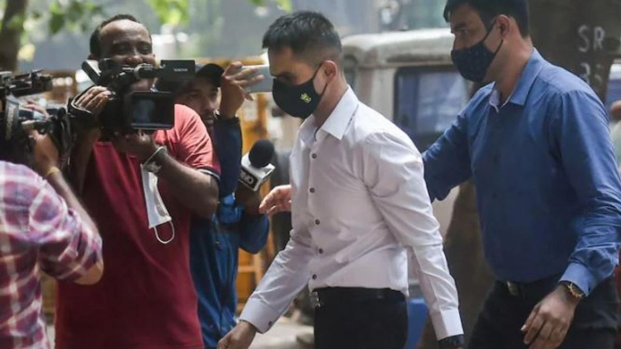 NCB to launch probe against Sameer Wankhede today