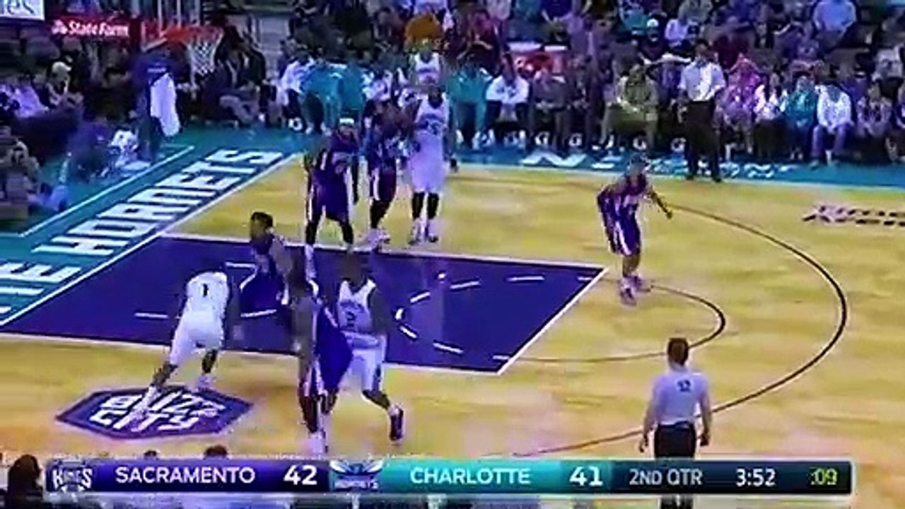 20 FUNNY AND EMBARRASSING MOMENTS IN SPORTS!