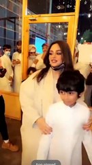 رهف القحطاني "وذ نكهة" تثير الجدل في السعودية