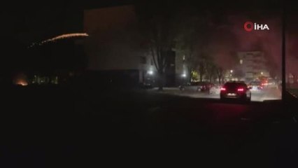 Son dakika gündem: Fransa'da polis operasyonuna tepki gösteren grup 13 aracı ateşe verdi
