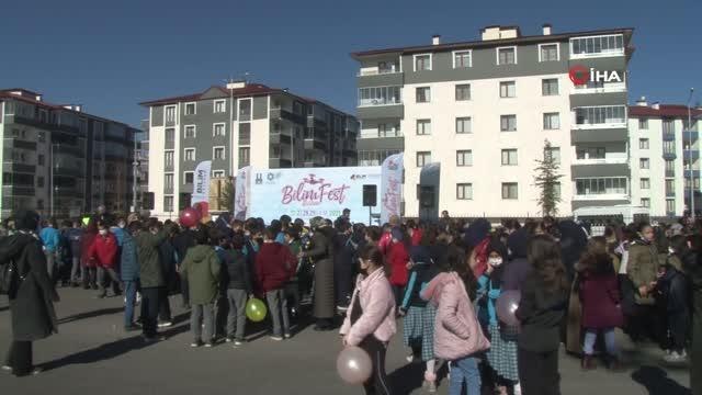 Minikler 'Bilim Erzurum' ile geleceğe hazırlanıyor