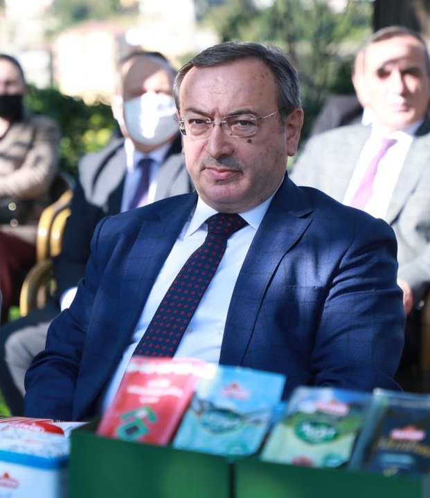 ÇAYKUR Genel Müdürü Yusuf Ziya Alim, 2021 yılı çay sezonunu değerlendirdi Açıklaması