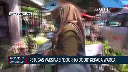 Mempercepat Capaian Vaksinasi, Petugas Vaksinasi Warga Door to Door