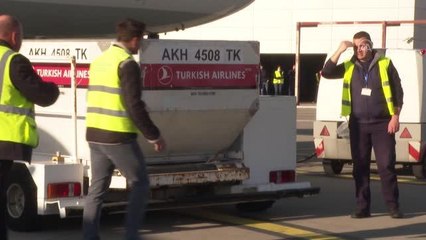 PODGORİCA - Türkiye'nin hibe ettiği 100 bin doz Kovid-19 aşısı Karadağ'a ulaştı