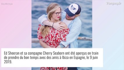 Download Video: Ed Sheeran fou amoureux de Cherry Seaborn : rare baiser et gestes tendres en vidéo