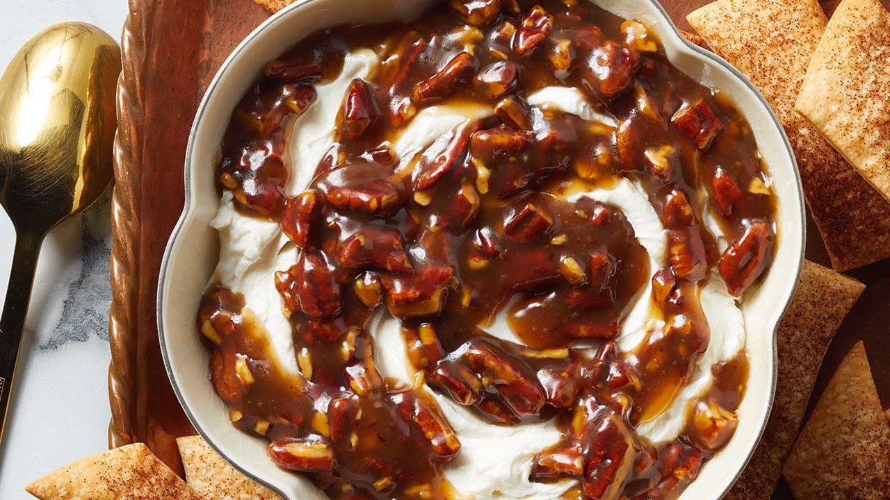 6 Fun Friendsgiving Food Swaps That'll Make Your Meal Unique and Delicious