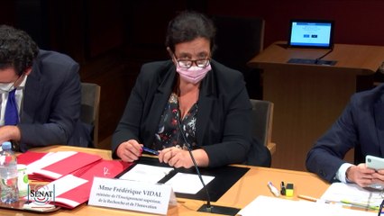 « Jamais un gouvernement n’avait déployé de tels moyens pour son enseignement supérieur  »
