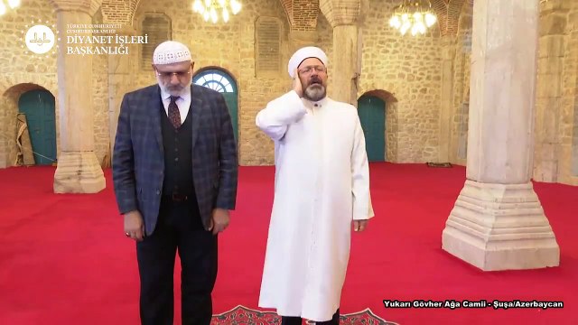 Diyanet İşleri Başkanı Ali Erbaş, Şuşa'da ezan okudu
