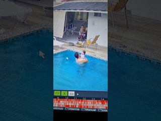 Dad Saves Baby that Climbed into Pool