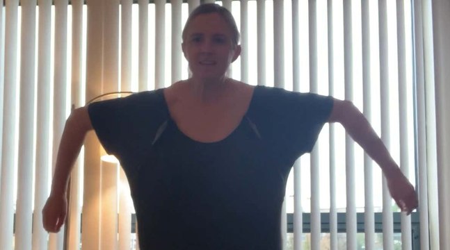 Product Review: I Bought The Same 'Delivery & Nursing Gown' As Blake Lively But Somehow Did Not Look Like Blake Lively In It