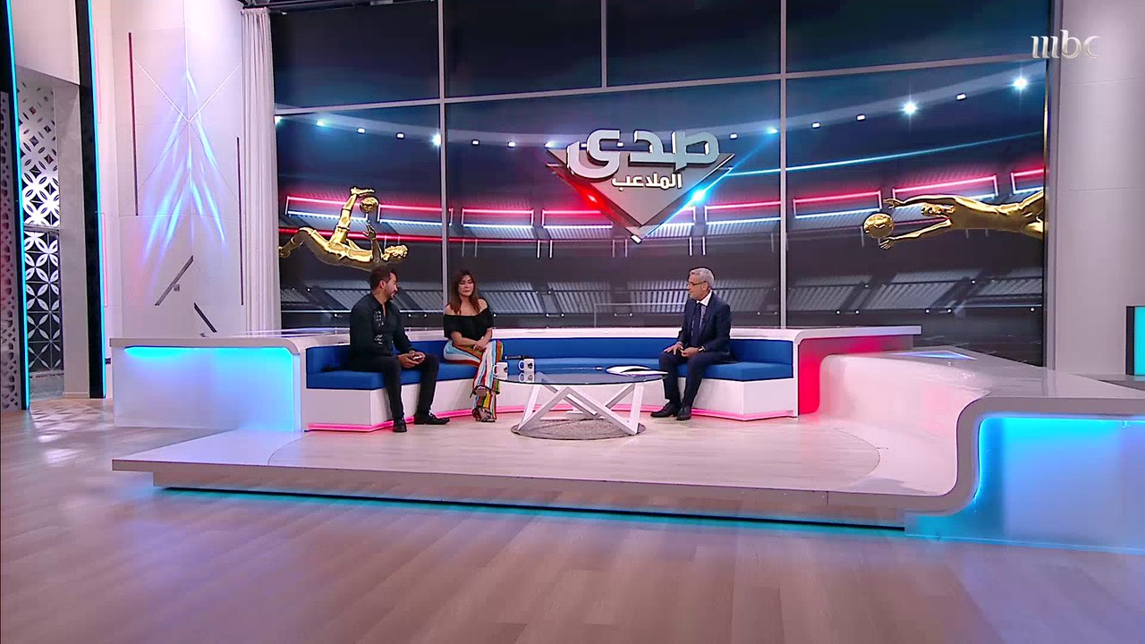 دموع الفنانة نادين الراسي على الهواء في صدى الم...
