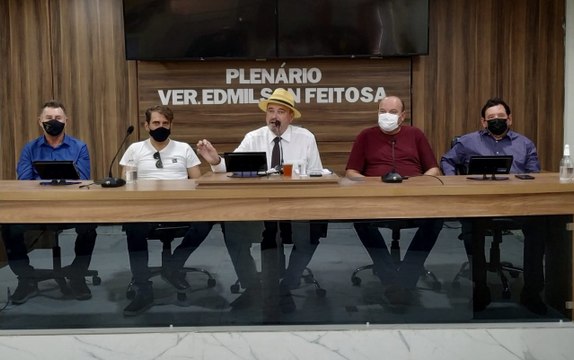 Jeová lamenta lentidão de obras estaduais em Cajazeiras: “Deputados daqui só brigam por cargos”