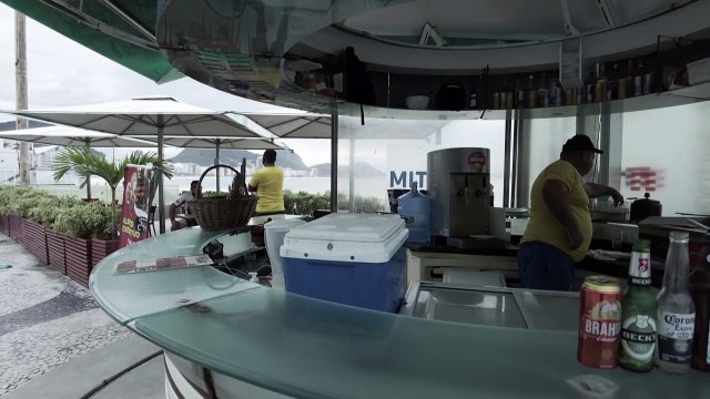 Uso de máscara em locais abertos deixa de ser obrigatório no Rio