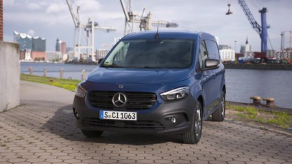 Der neue Mercedes-Benz Citan - Viel Komfort am Arbeitsplatz und im Shuttle zum Airport