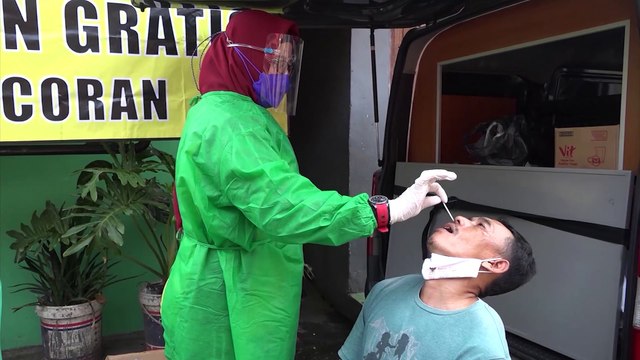 Kemenkes Turunkan Harga PCR jadi Rp 275 Ribu di Jawa-Bali, & Rp 300 Ribu Luar Jawa