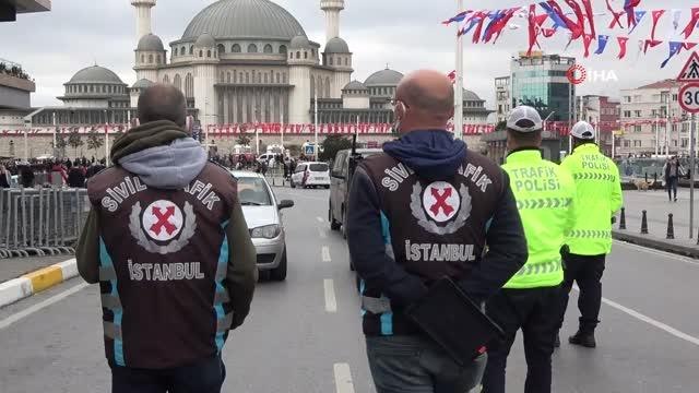 Yolcu seçen taksiciden ilginç sözler: Beşiktaş'a gitmem 40 dakika, bana yazık değil mi?