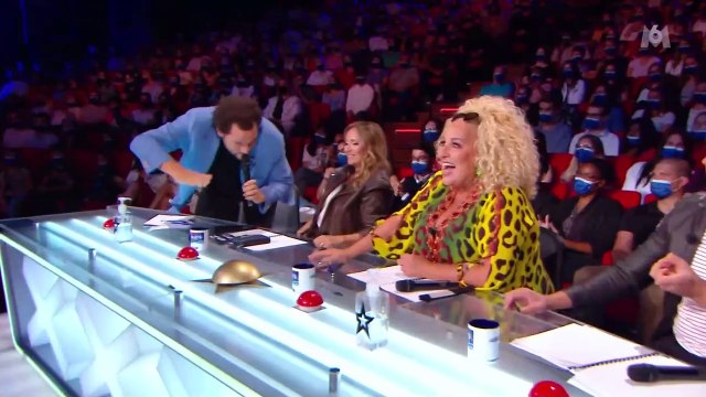 Eric Antoine bouleversé par la prestation de deux jeunes rappeurs dans Incroyable talent hier soir, durant laquelle l'un d'eux évoque même sa tentative de suicide