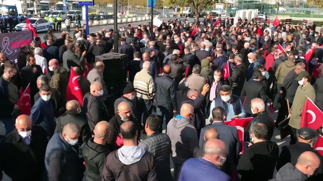 İstanbul'da UKOME toplantısı öncesi taksicilerden İmamoğlu protestosu: Kontak kapattılar