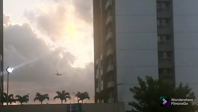 Boeing 737-700 PR-GED, Boeing 737-800 PR-GUV e Boeing 737 MAX 8 PR-XMP vindo para Fortaleza