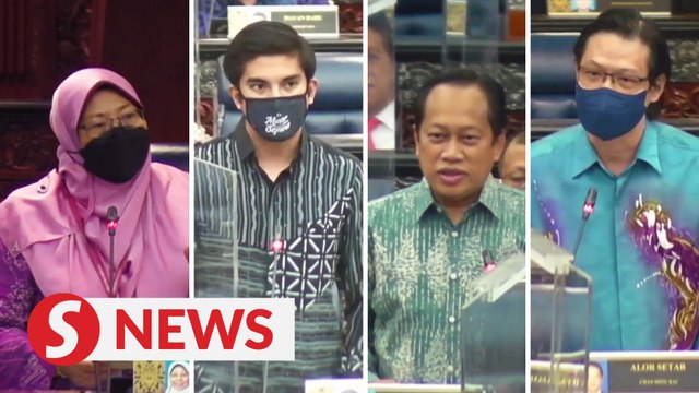 First 'Batik Day' adds colour to proceedings at Dewan Rakyat