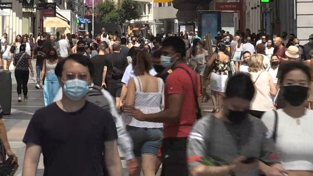 España supera 20 millones de ocupados tras sumar 359.300 empleos en verano