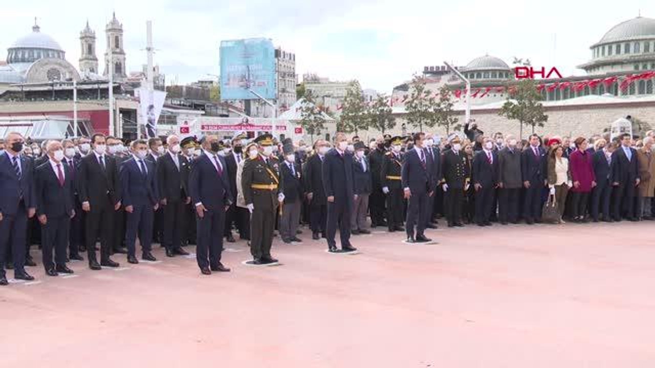 İSTANBUL-TAKSİM CUMHURİYET ANITI'NDA CUMHURİYET BAYRAMI TÖRENİ