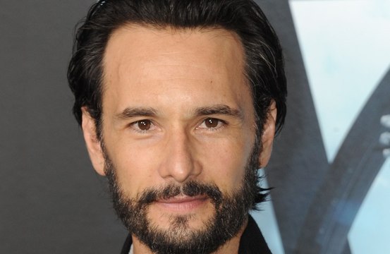 Rodrigo Santoro dá detalhes sobre papel desafiador em filme sobre tráfico de pessoas