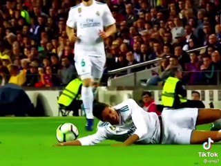 the best goals of football champions (Messi, Cristiano, Neymar, ...)