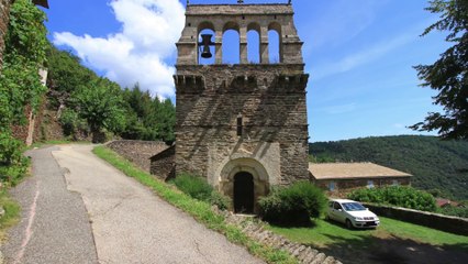 Église "fortifiée" de  Saint Jean de Pourcharesse (Ardèche)