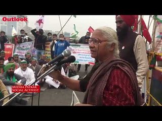 #FarmersProtests | Medha Patkar Joins Farmers