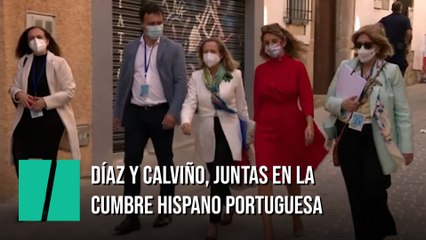 Yolanda Díaz y Calviño, juntas en la Cumbre Hispano Portuguesa celebrada en Trujillo, Cáceres