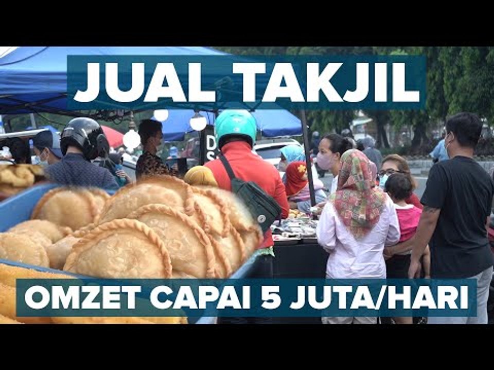 Berburu Takjil di Jalan Panjang, Jakarta Barat