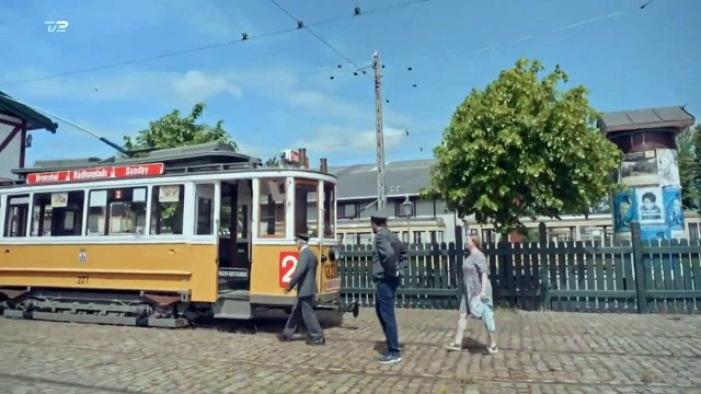 Adam og Bettina på tur ~ Sporvejsmuseet Skjoldenæsholm | Aspergers Syndrom | Autisme | 3-3 | Kærlighed på hjernen | 2021 | TV2 Play - TV2 Danmark