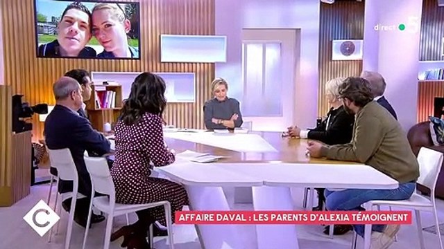 Isabelle et Jean-Pierre Fouillot, les parents d'Alexia Daval étaient les invités de C à Vous .