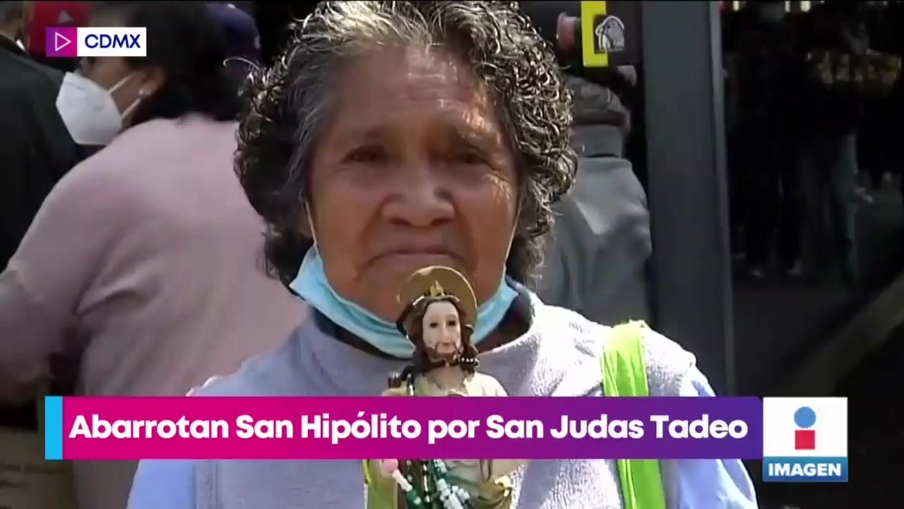 Devotos de San Judas Tadeo abarrotan la iglesia de San Hipólito